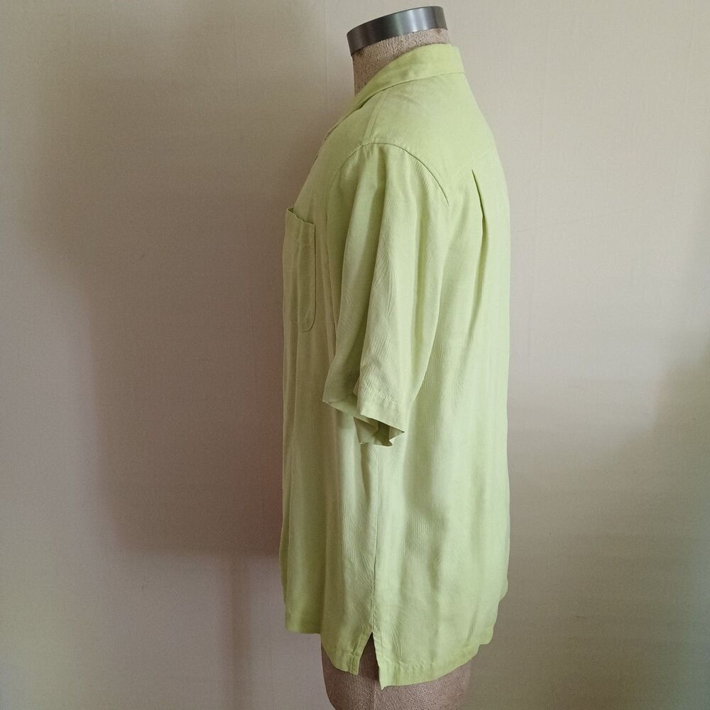Tommy Bahama Silk Camp Shirt Mens Sz M Lime Green Hawaiian Floral  Print Aloha - Picture 3 of 9